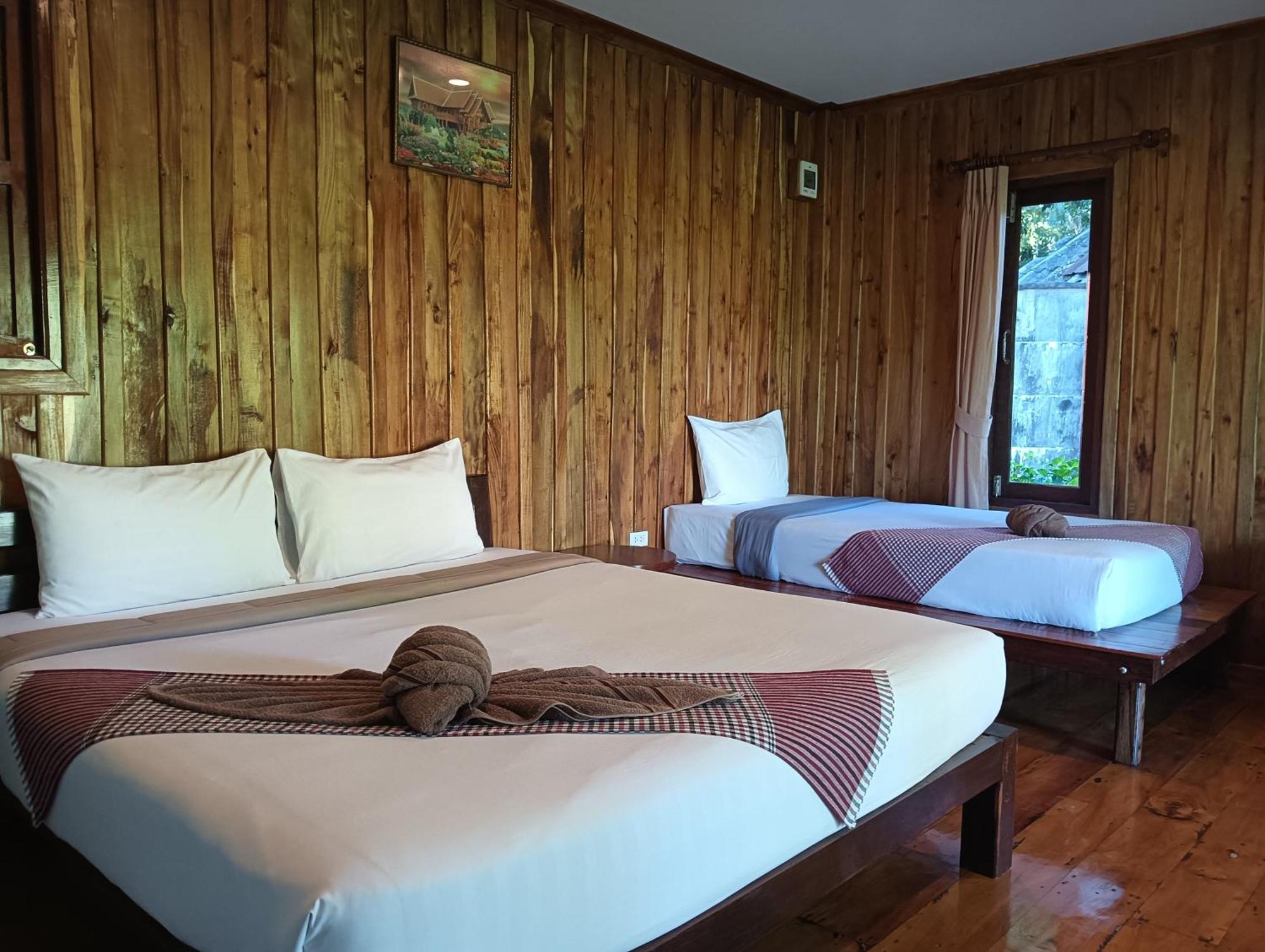 Kohjum Freedom Resort 코 줌 외부 사진