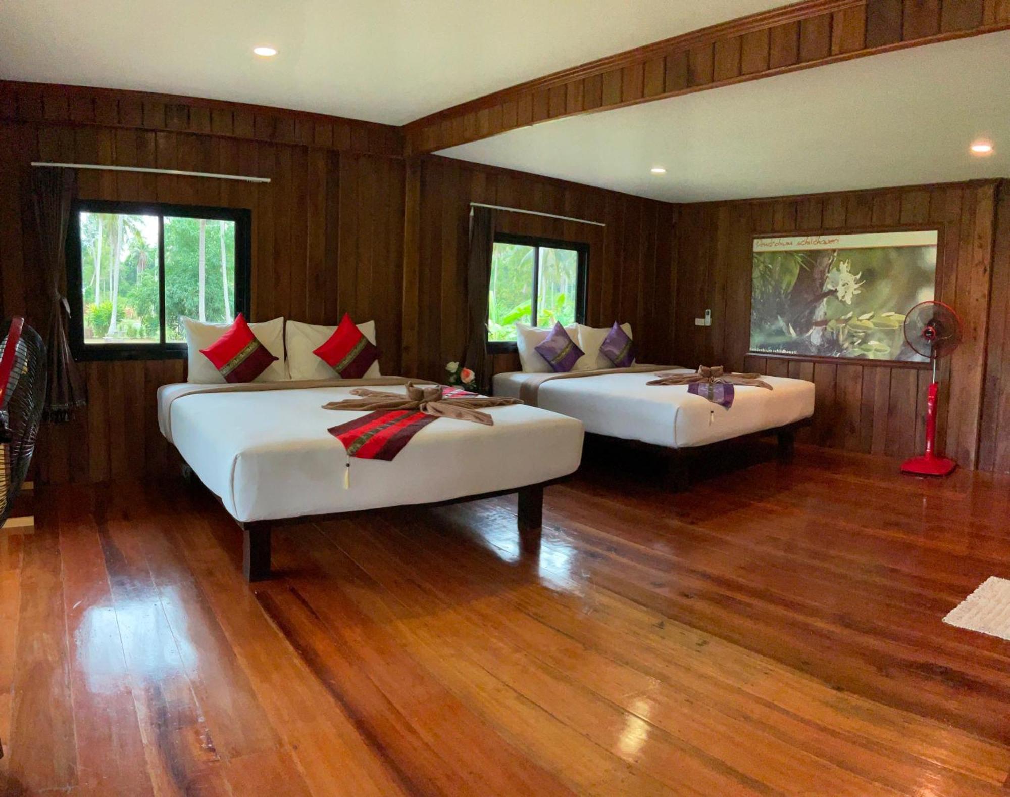 Kohjum Freedom Resort 코 줌 외부 사진