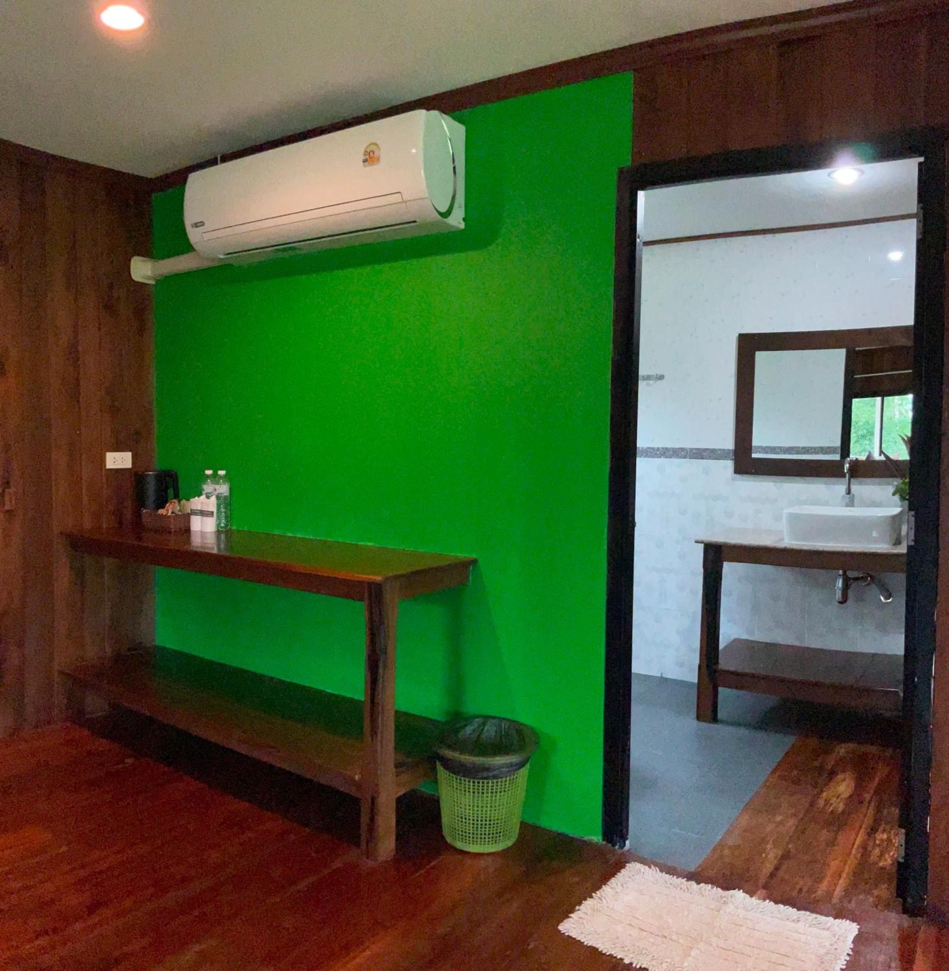 Kohjum Freedom Resort 코 줌 외부 사진