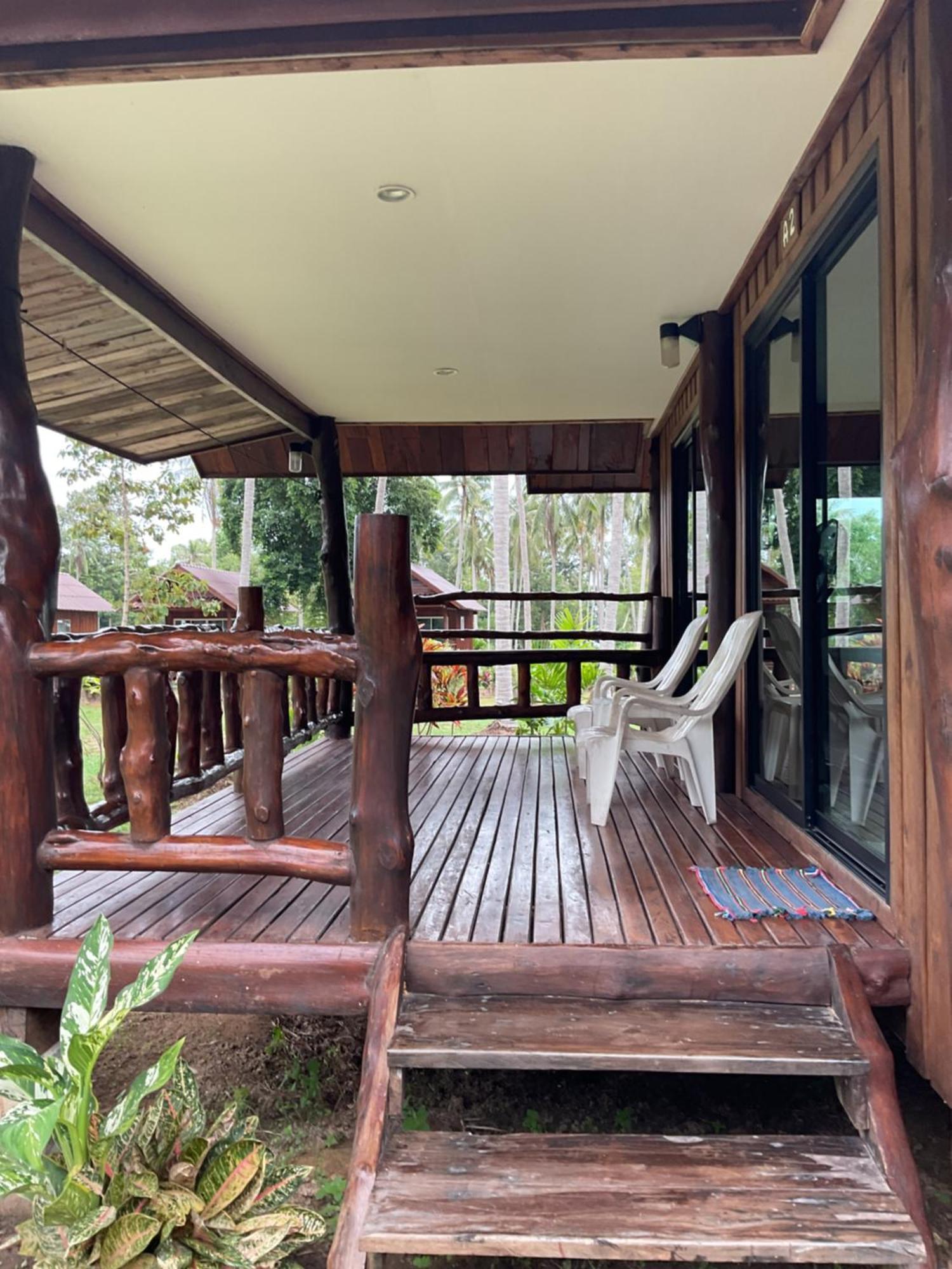 Kohjum Freedom Resort 코 줌 외부 사진